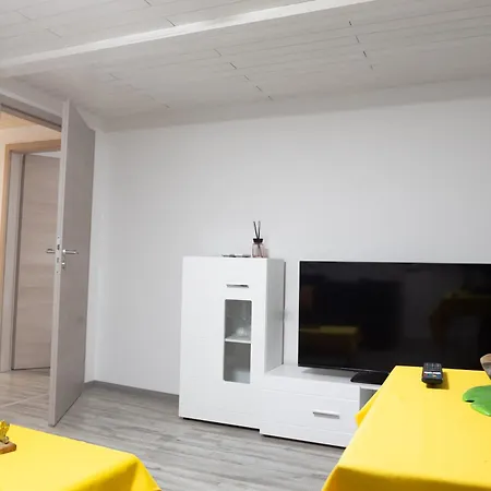 アパート F&f Dg, Zentrale Lage, Autobahnnaehe & Kostenfreie Privatparkplaetze Ilsfeld